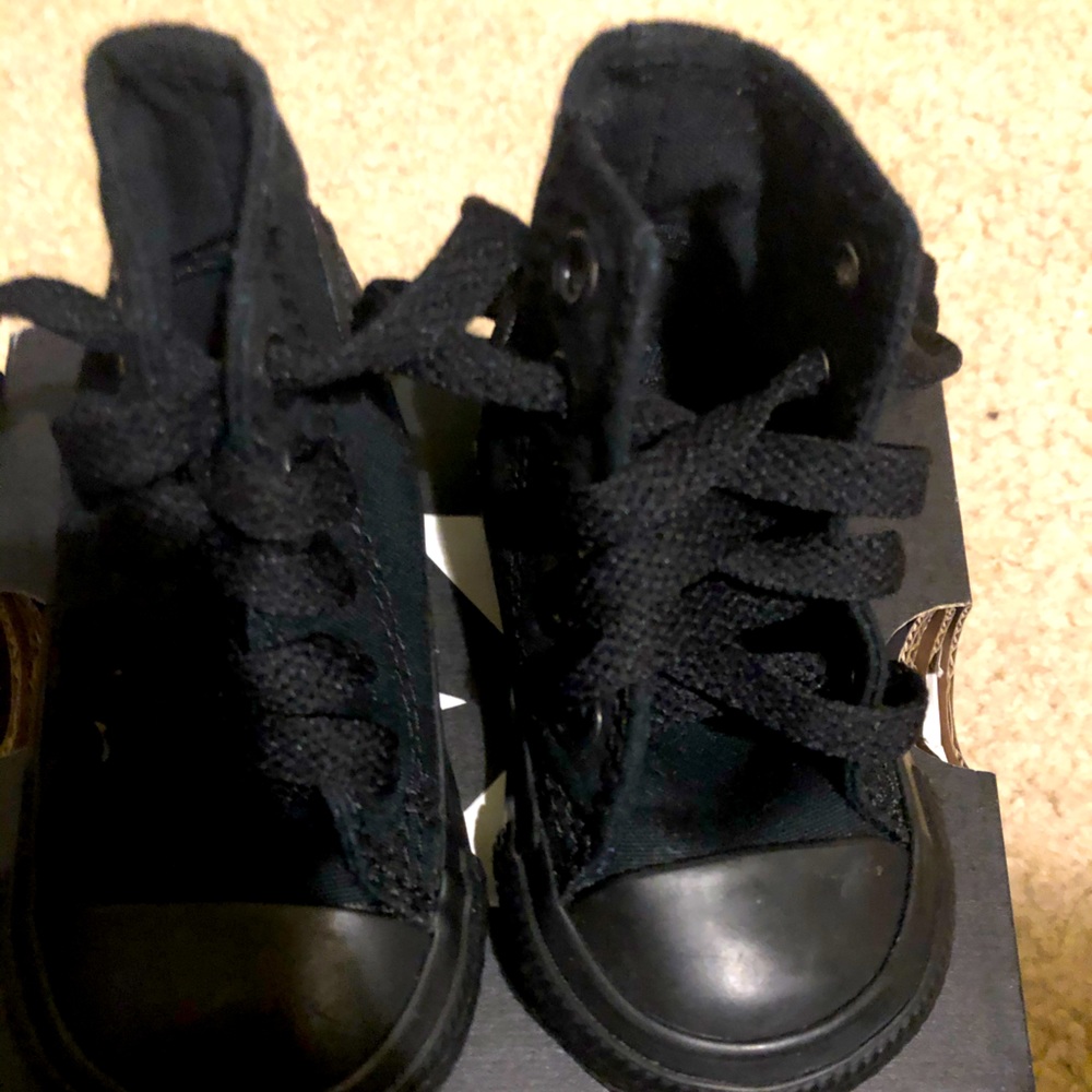Infant converse